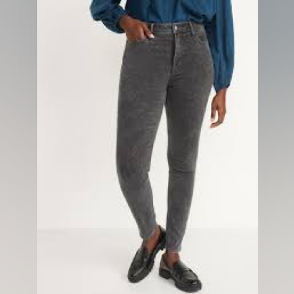 Old Navy RockStar Super Skinny High Rise Built-in Warm.  Size 12